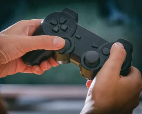 Why Do Certain Gamers Invert Their Controls? Scientists Now Have Answers, And They Are Not What Your Assumptions