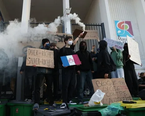 Recently Appointed French Prime Minister Faces Mounting Pressure as Nationwide Strikes Disrupt Schools and Transportation