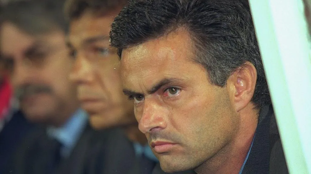 Mourinho Returns at Benfica After a Quarter Century: Revered Yet Risky?